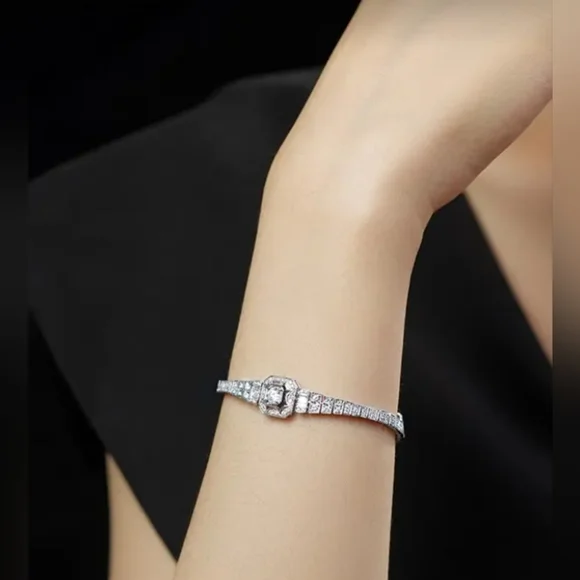 Elegant Silver Moissanite Bracelet with Crystal Accents - Picture 6 of 10